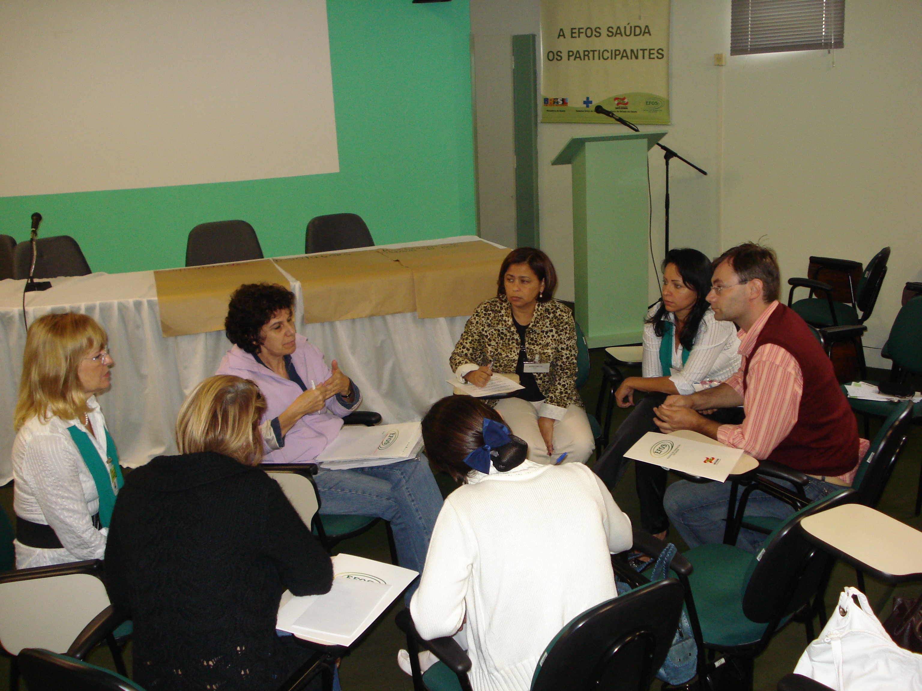 Encontro para avaliação na EFOS
